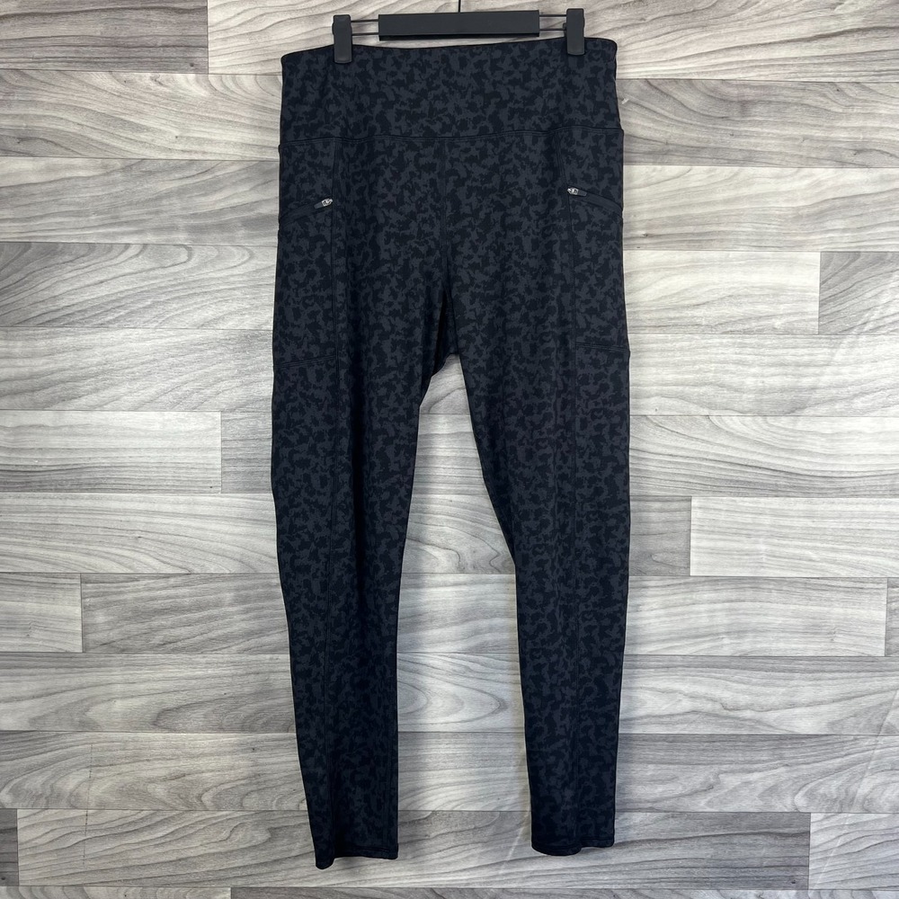 Maurices Yoga Leggings Women's Large Black Camo Stretch High Waisted Athleisure